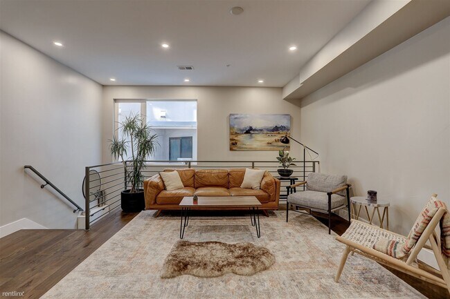 Building Photo - 4547 Tennyson St