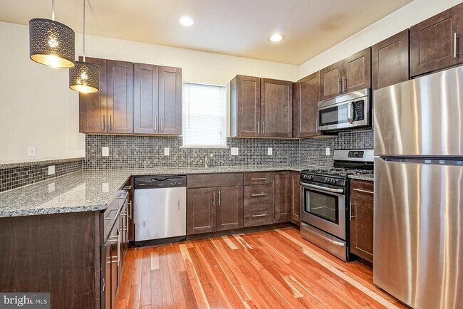 Foto del edificio - 825 N 16th St