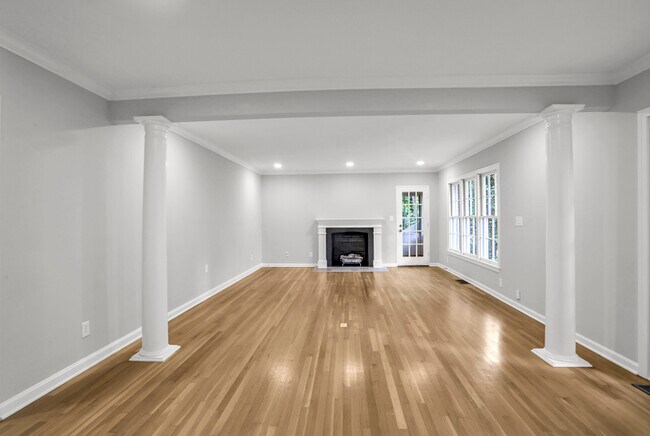 Foto del edificio - 2925 Arden Rd NW