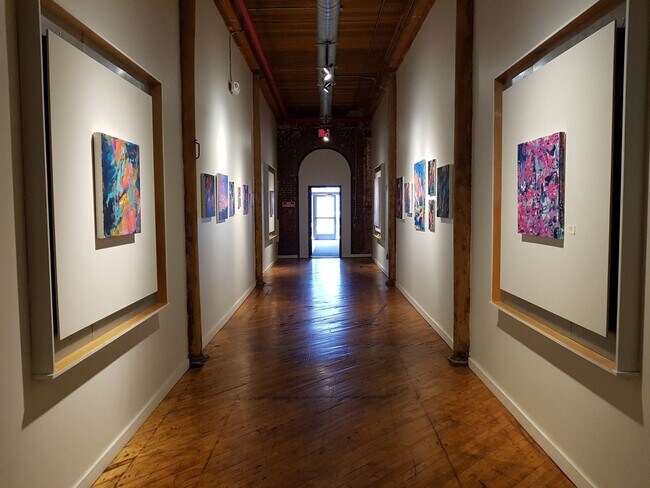 Foto del edificio - Available NOW- 1-Bd/1Ba in Werthan Lofts