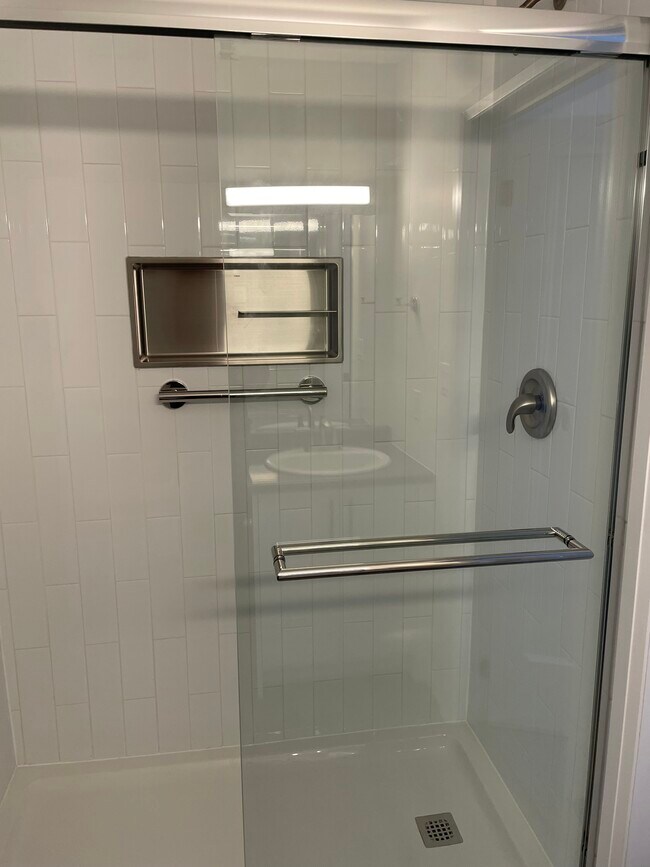 Building Photo - Huronia Village