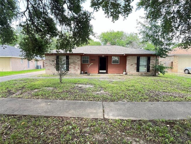 Building Photo - 6902 Feather Creek Dr