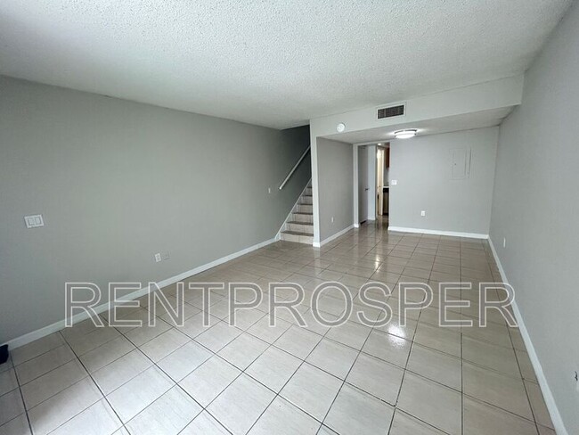 Building Photo - 4269 S Semoran Blvd