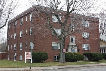 Foto principal - 1101 Fawcett Ave