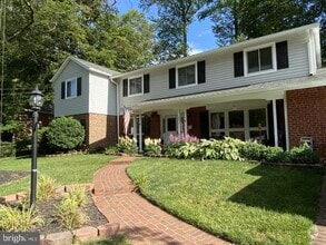Building Photo - 8511 Durham Ct
