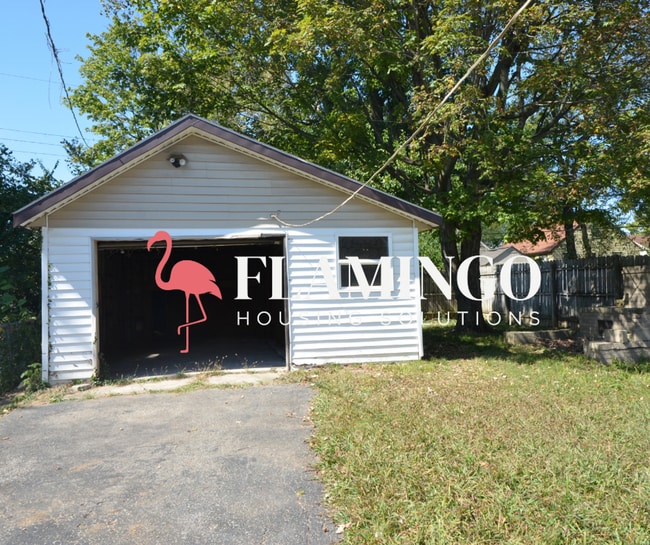 Building Photo - 731 Geneva Rd