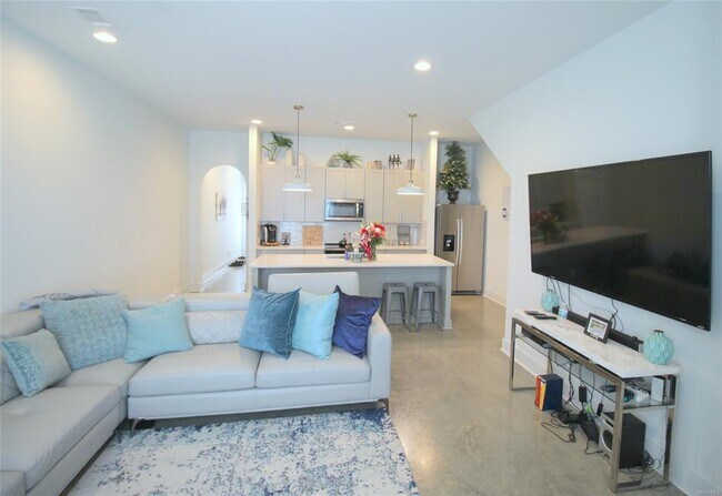 Foto del edificio - 4839 Upper James St