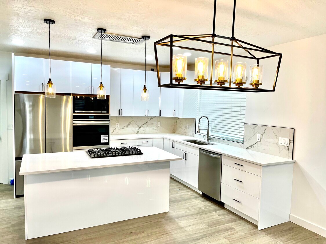 3288 N 200 W Unit Basement, Lehi, UT 84043 Apartments in Lehi, UT