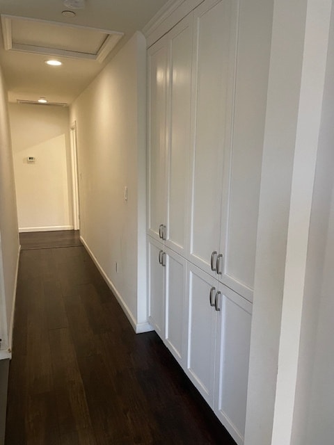 Building Photo - 255 W 220th St