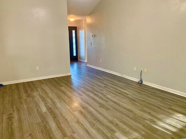 Foto del edificio - 4857 Southgate Pkwy