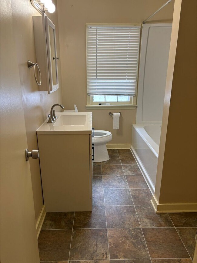 Foto del edificio - Minnetonka Home for Rent