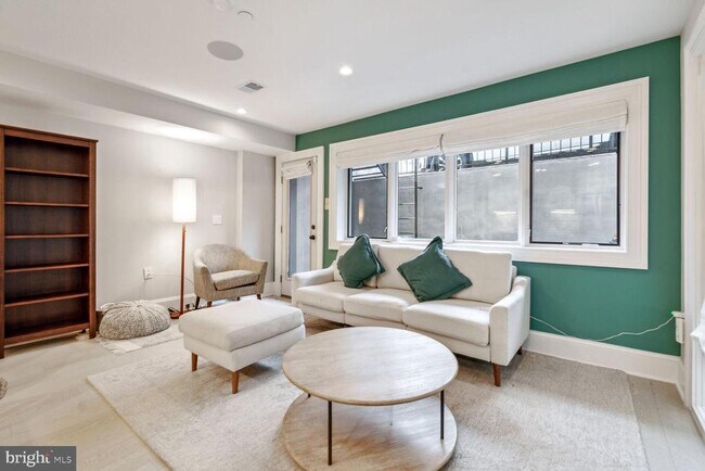 Foto del edificio - 1310 Vermont Ave NW