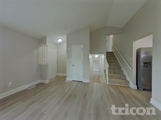 Building Photo - 5801 Leaf Ct