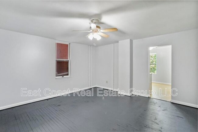Foto del edificio - 730 W Washington St
