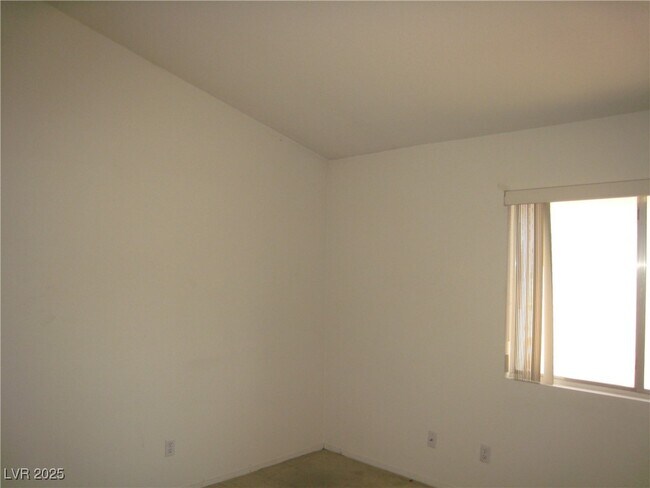Foto del edificio - 4641 Skybolt St