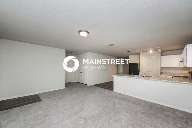 Foto del edificio - 4 Bedroom Pet-Friendly Home in Kissimmee, ...