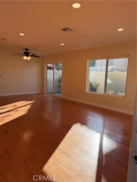 Building Photo - 428 Golden Springs Dr