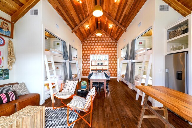Foto del edificio - 513 High St