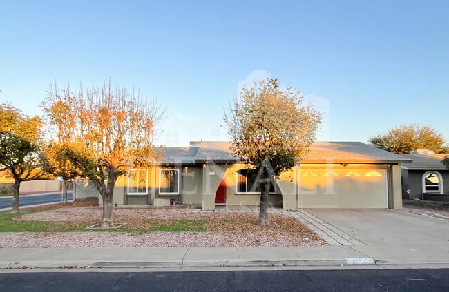 Photo - 3033 S Longmore House