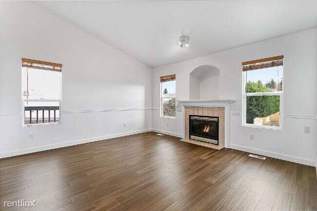 Building Photo - 3 br, 2 bath House - 390 26th Ave