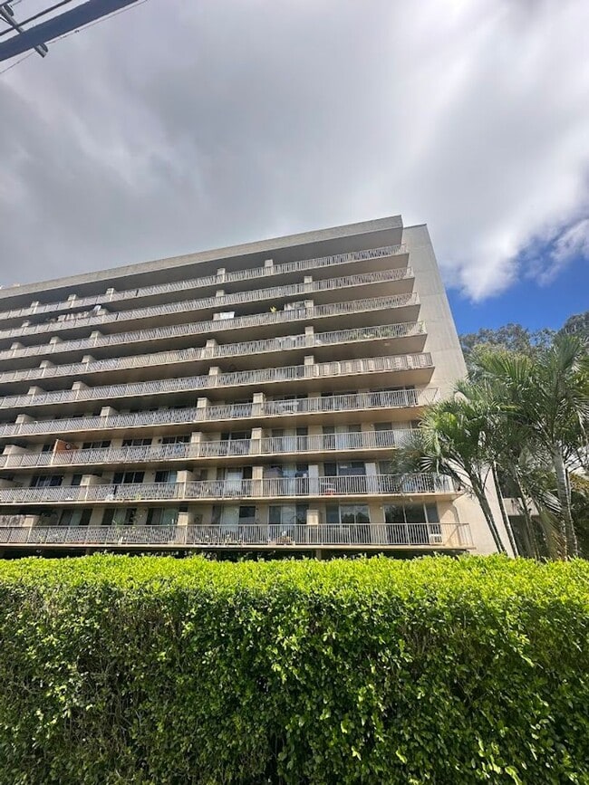 Building Photo - 1830 Wilikina Dr