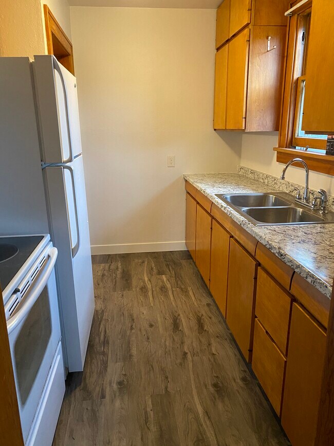 Cocina de galera - 1321 Baker St