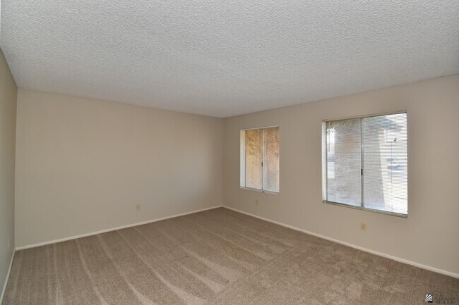 Foto del edificio - 2716 W Oakwood Ln