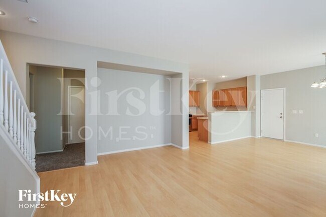 Foto del edificio - 10811 Mason Hill Avenue