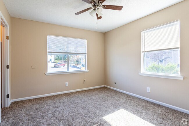Foto del interior - Shadowglen Townhomes + Flats