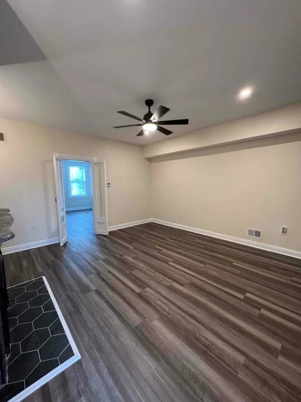 Photo - 521 Avery St Apartment