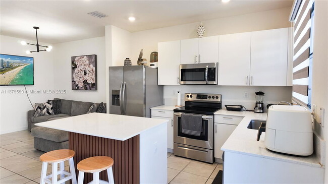 Foto del edificio - 23442 SW 127th Pl