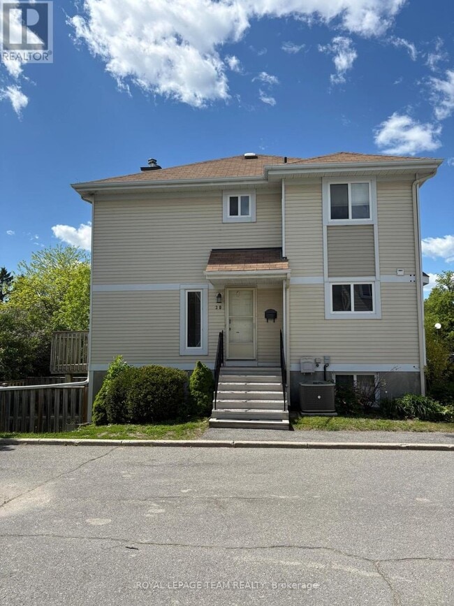 Building Photo - 30 McDermot Ct