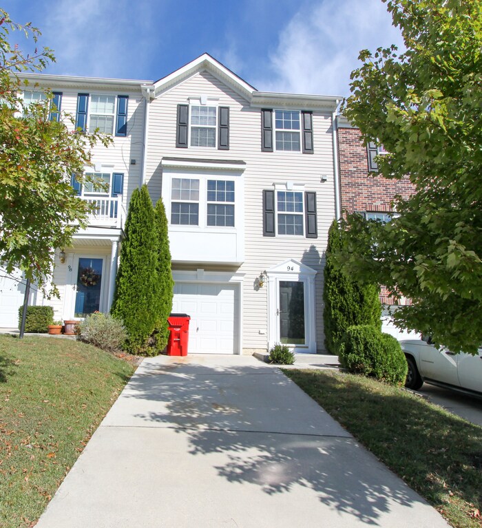 Riverside Village Townhouse Townhome Rentals in Falling Waters WV