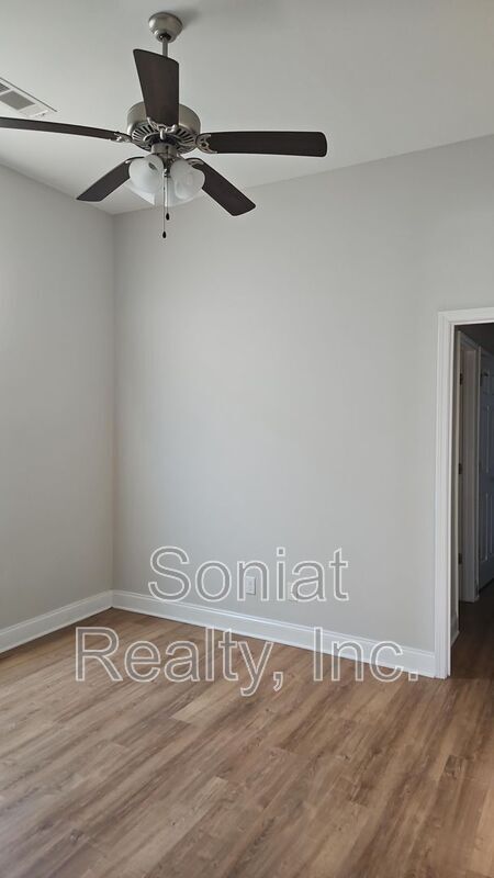 Foto del edificio - 9222 Colapissa St