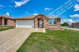 Building Photo - 616 Almandora Dr