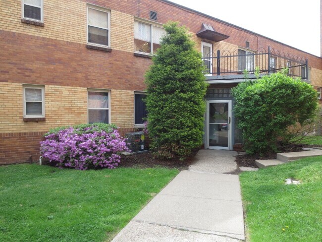 Foto del edificio - 5712 Phillips Ave