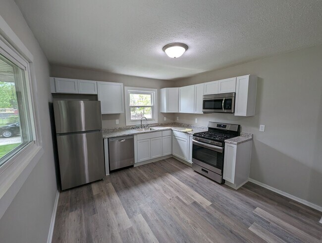 Foto del edificio - Lovely Renovated 3 Bedroom / 1 Bath in Portage