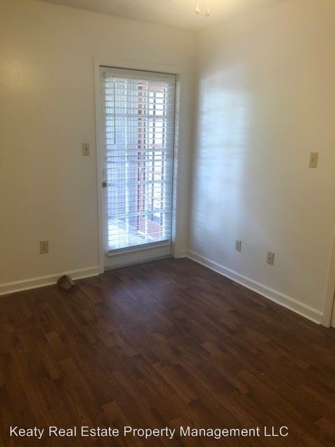 Building Photo - 108 Shekel Dr