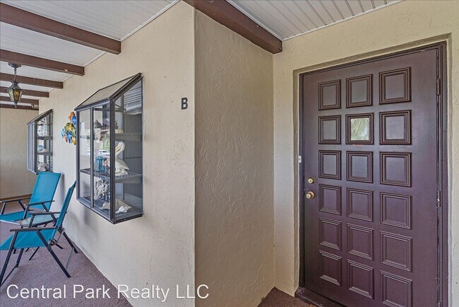 Foto del edificio - 2 br, 2 bath House - 320 Mission Trail Nor...