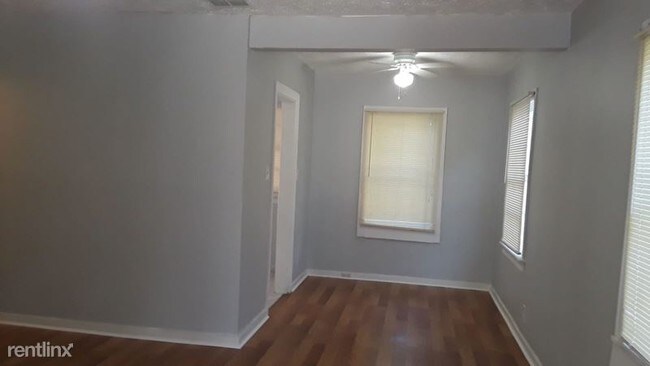 Building Photo - 2 br, 1 bath House - 2202 Evergreen ave