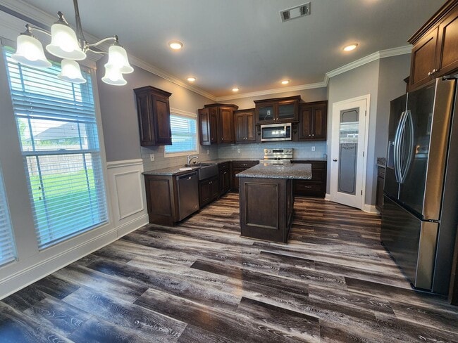 Building Photo - 3947 Crusader Ct