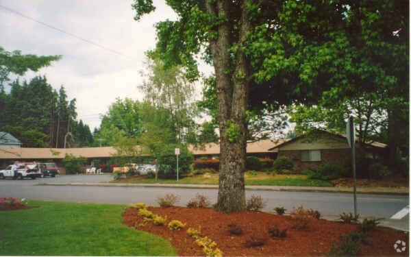 Primary Photo - Meadowlark Apartments