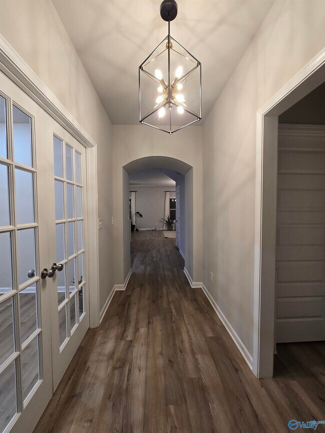 Building Photo - 120 Pomelo St