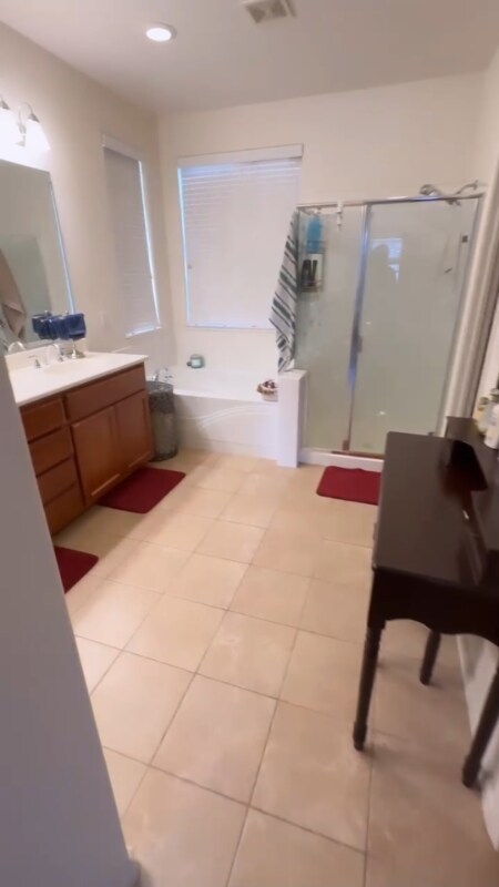 Building Photo - 1351 Isabel Ct