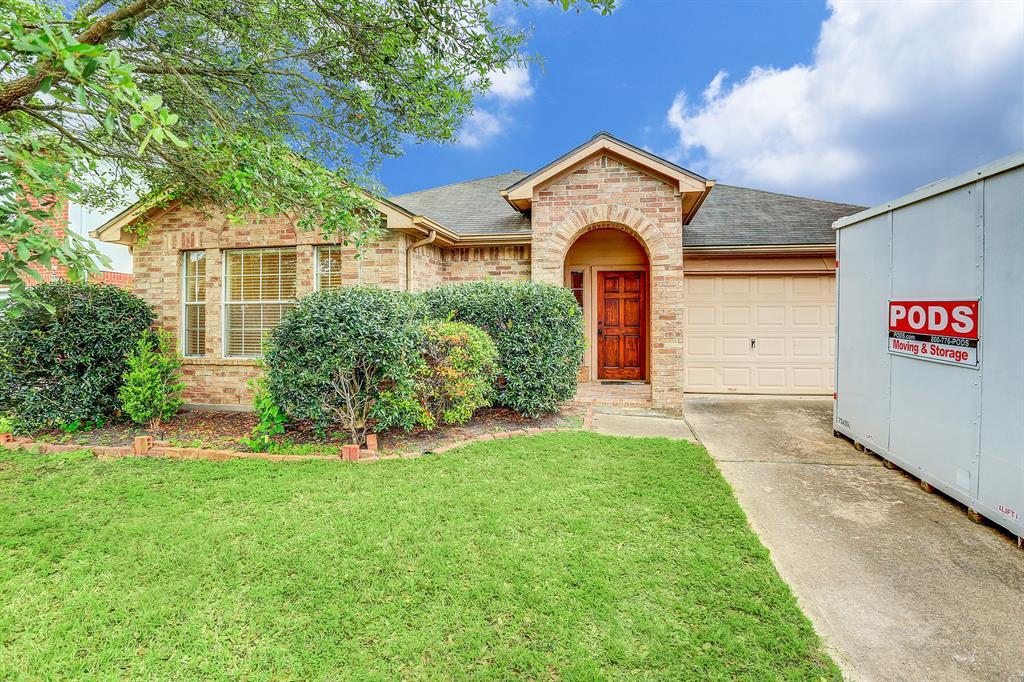 Foto principal - 2207 Heatherwood Dr