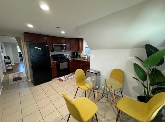 Building Photo - 3942 N Bernard St