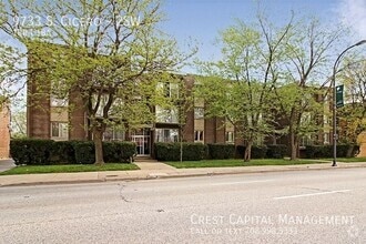 Building Photo - 9735 S Cicero Ave