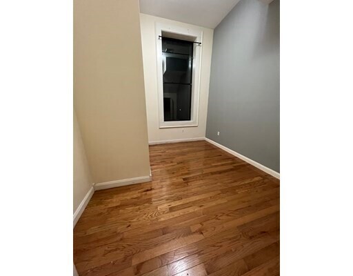 Building Photo - 50 Temple Pl
