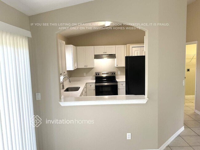 Building Photo - 3133 Blaine Cir