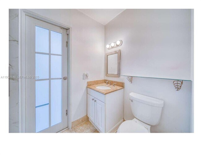 Foto del edificio - 13220 SW 84th Ave